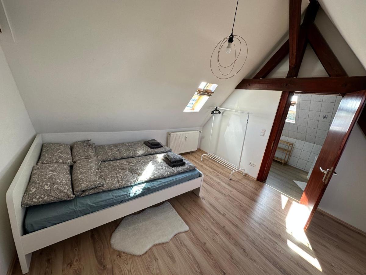 Schoene Grosse Maisonettenwohnung In Weissenthurm Eksteriør billede